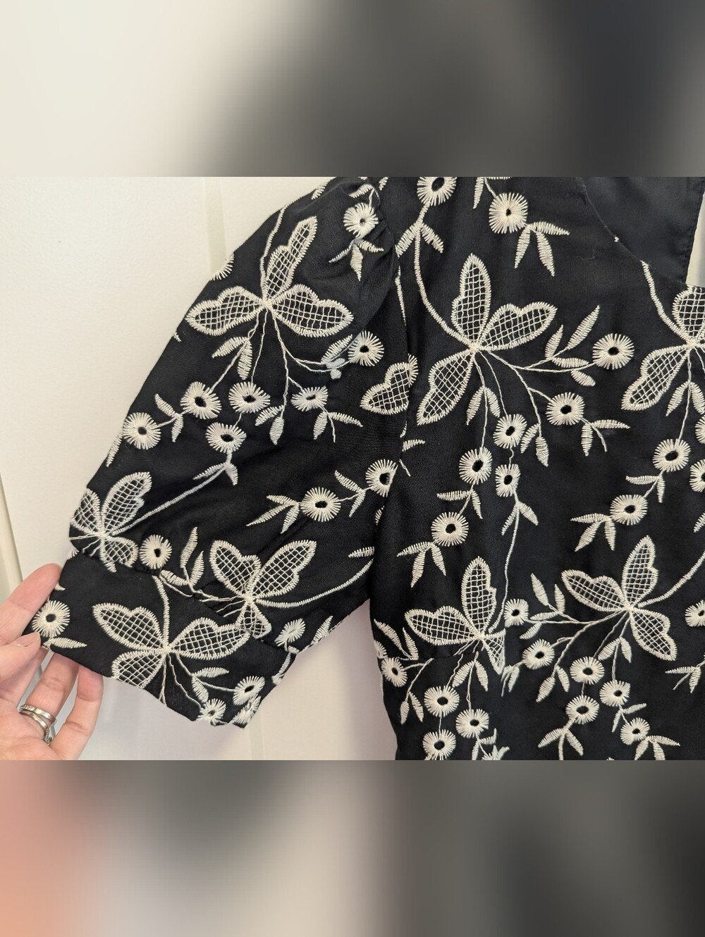 Lipsy London Black & White Embroidered Puff Sleeve Mini Dress - Picture 4 of 9
